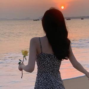 主播户外勾塔白天
